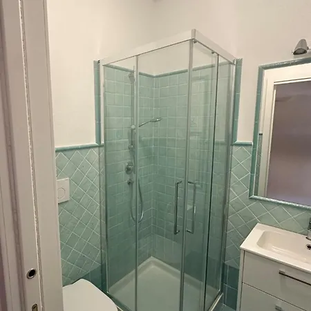 Domus Strazza Porto Quadro