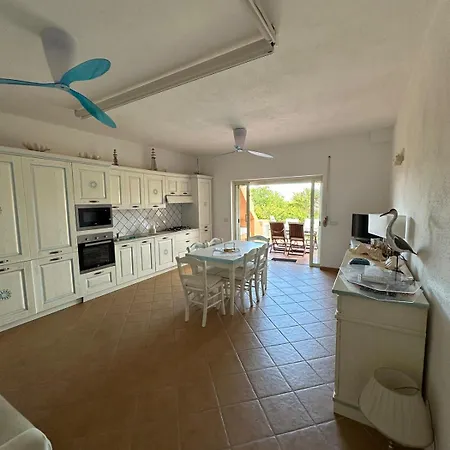 Domus Strazza Porto Quadro Apartment *
