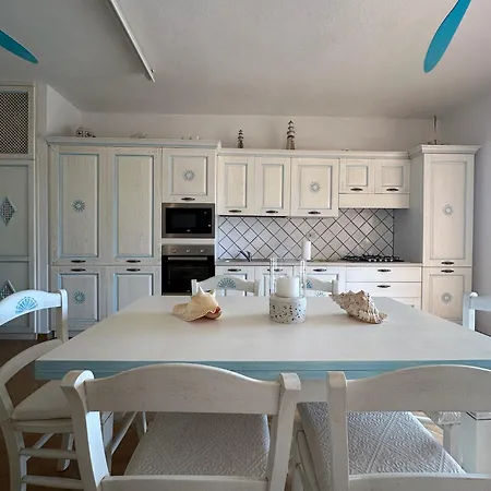 Domus Strazza Porto Quadro Apartment